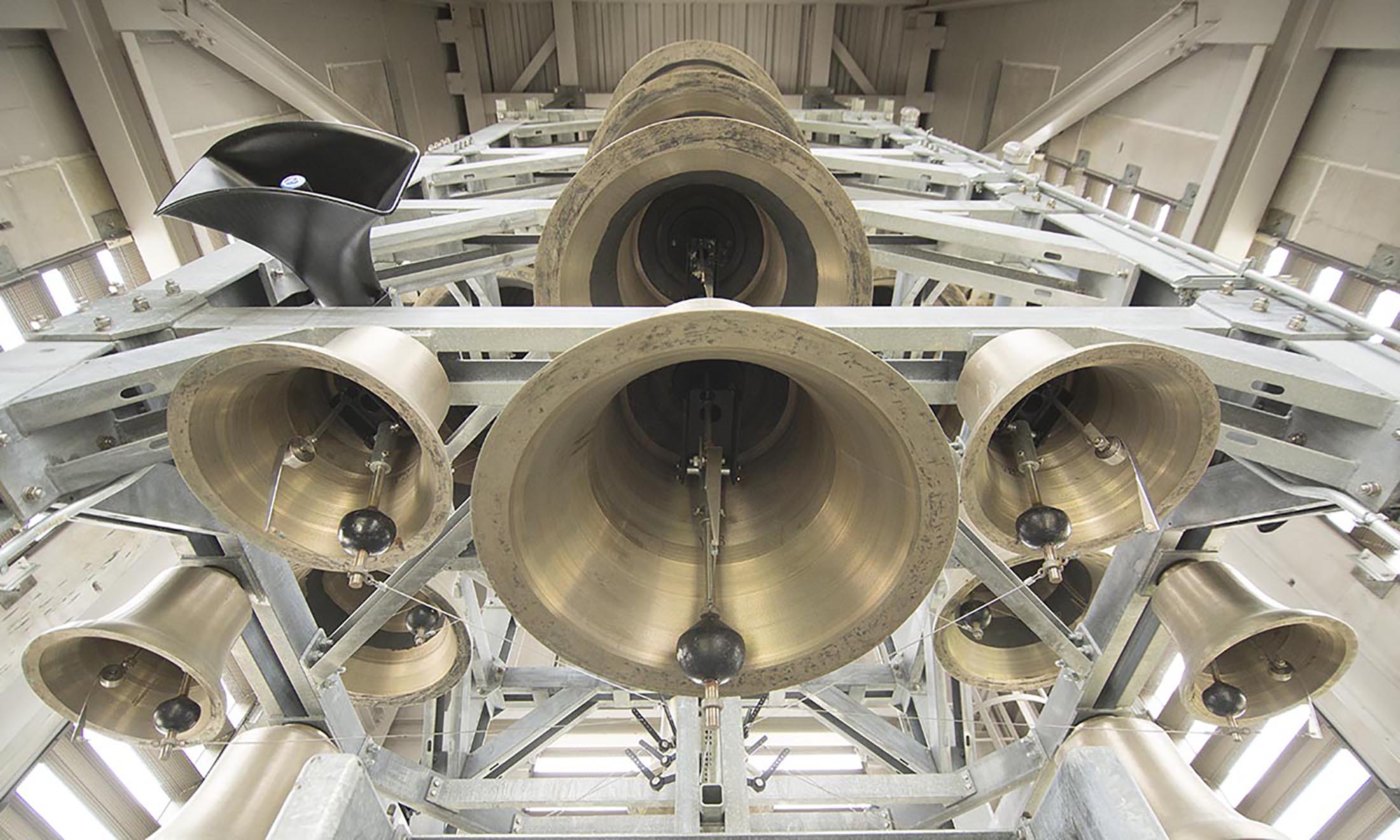 Carillon bells