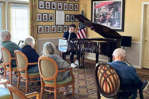 Christian Cummings at piano