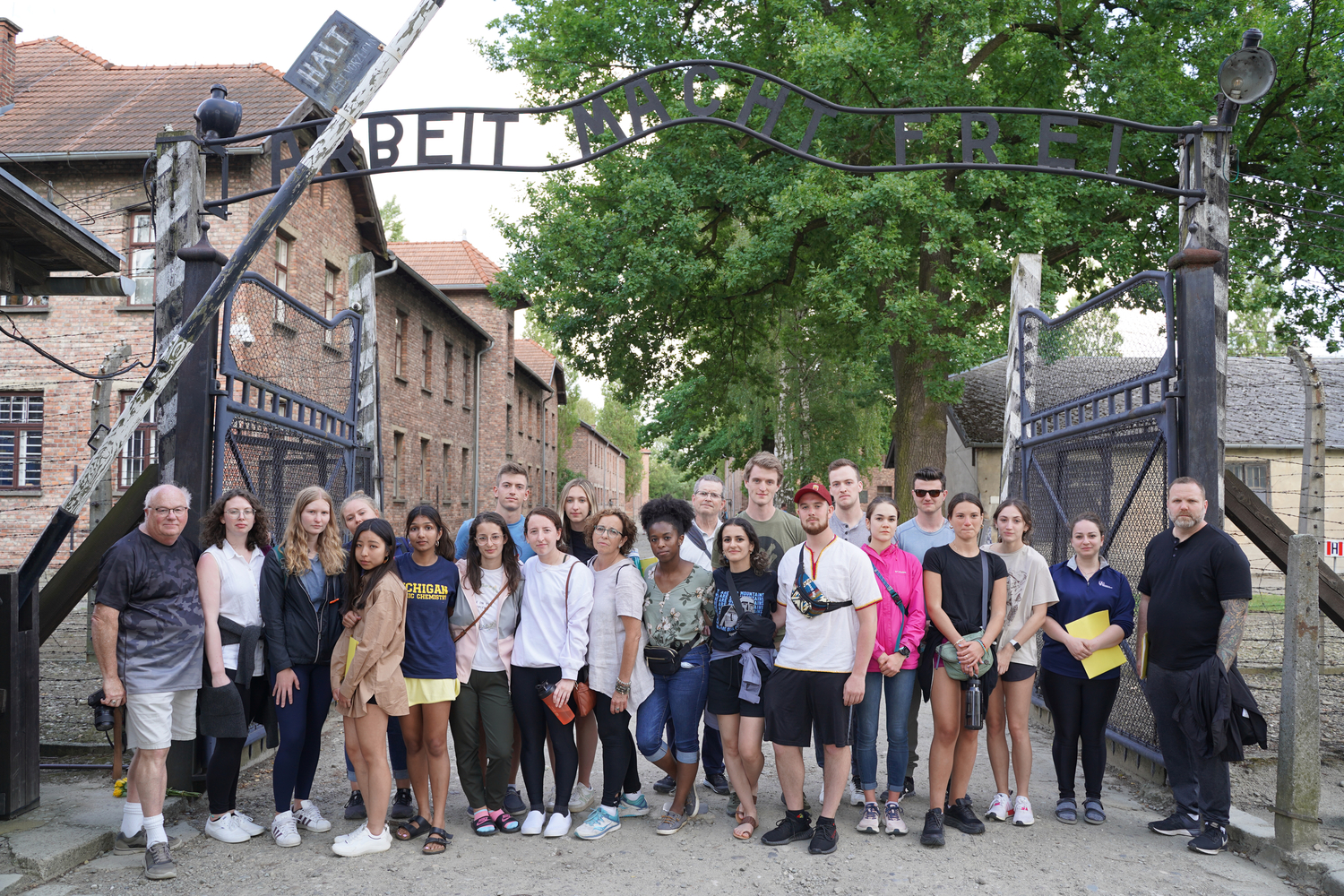 An image of the OUWB cohort at the gates of Auschwitz 1