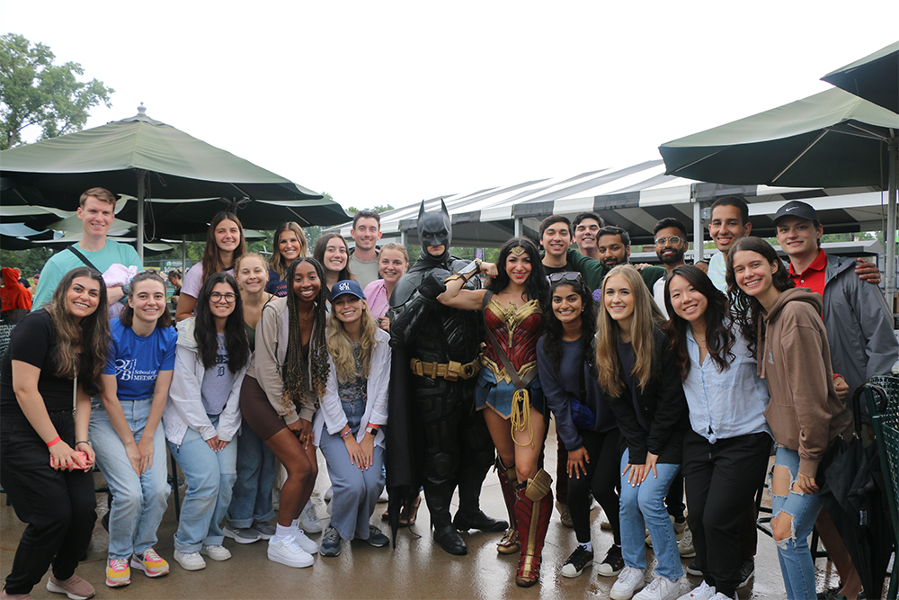An image of OUWB students at the baseball game