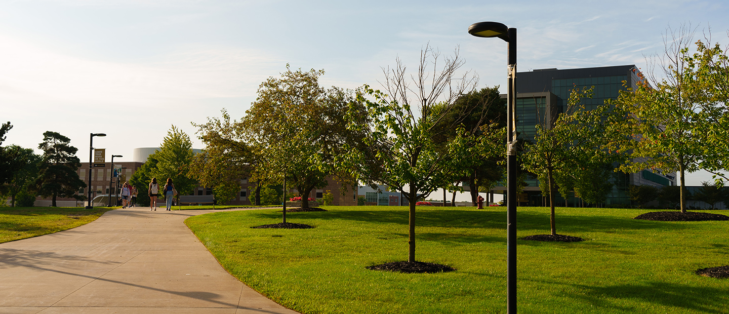 Students walking on Oakland University's campus